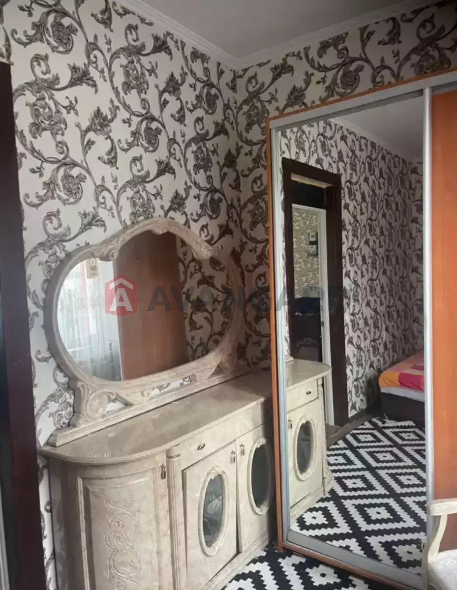 �������, 120 ��.�. ���� 12