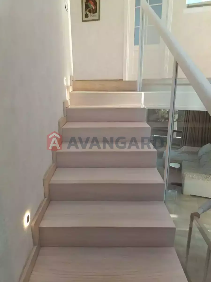 ���, 250 ��.�. ���� 21