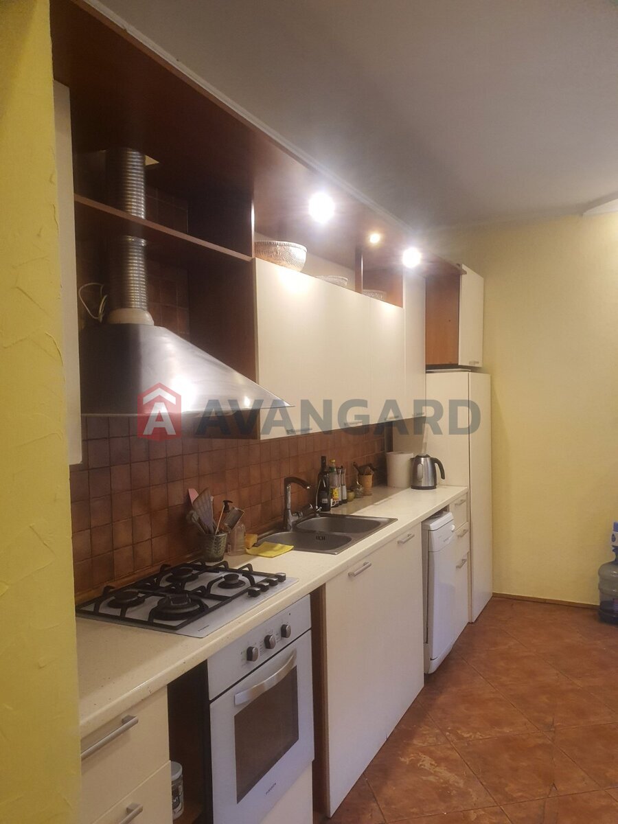 ���, 120 ��.�. ���� 10