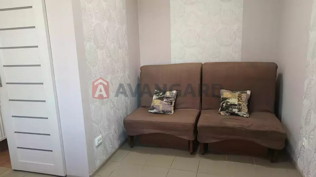 ������� �������, 45 ��.�. ���� 12