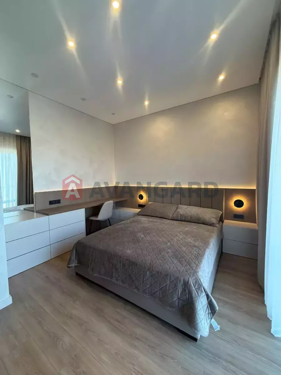 �������, 120 ��.�. ���� 27