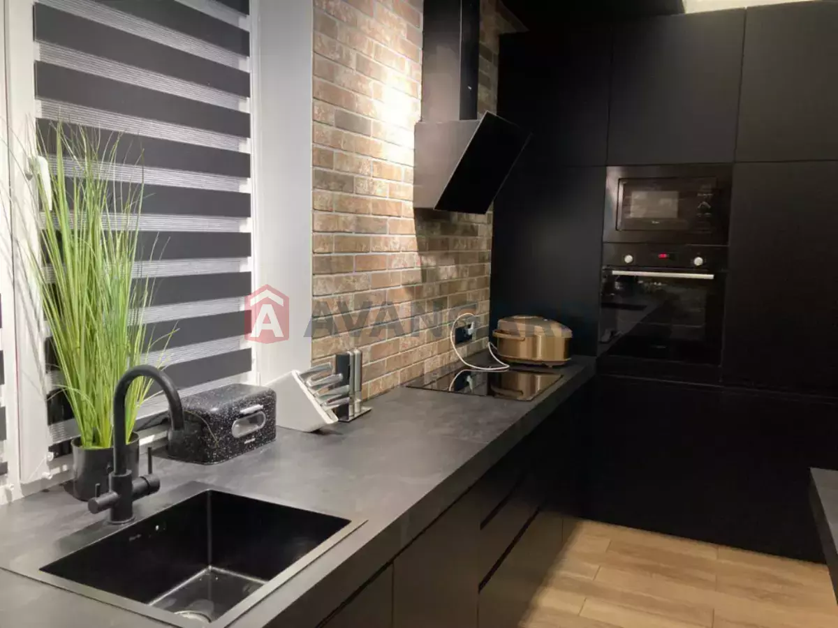 �������, 136 ��.�. ���� 7