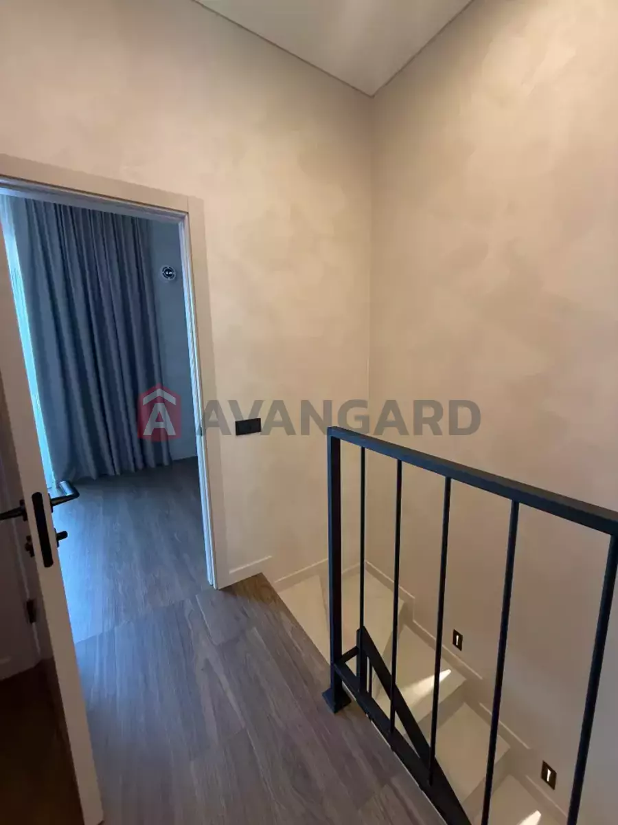 �������, 120 ��.�. ���� 25