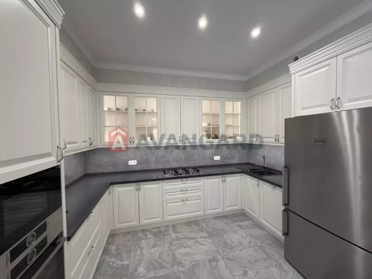 �������, 216 ��.�. ���� 26