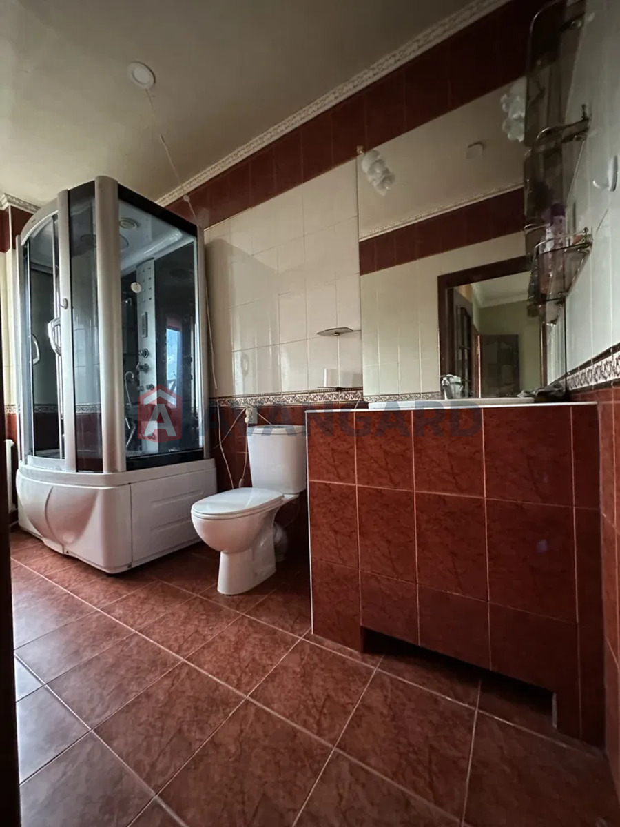 ������� �������, 57 ��.�. ���� 9