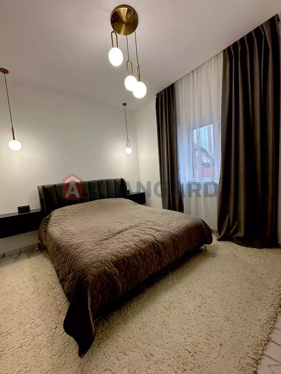 ���, 93 ��.�. ���� 12