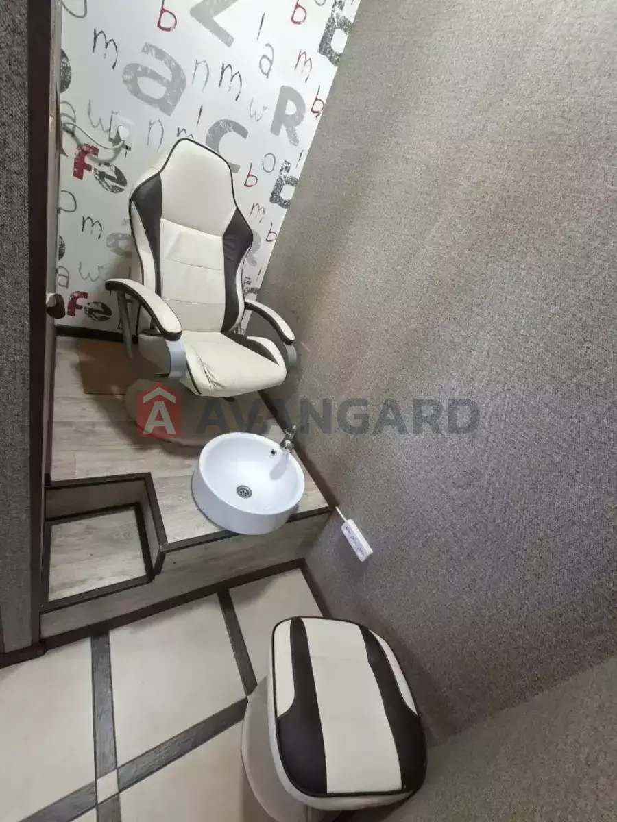 ����� �����, 65 ��.�. ���� 10