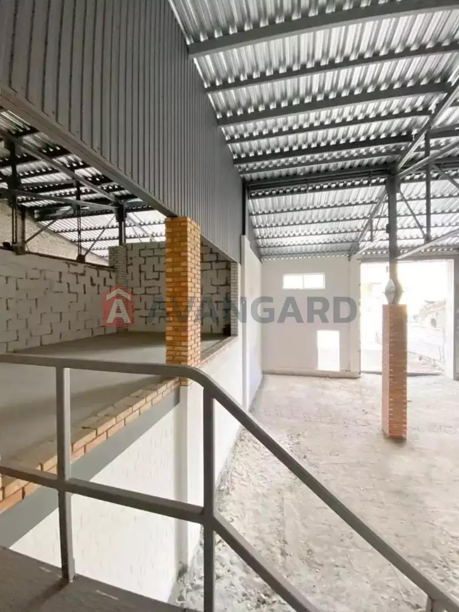 �������� �������, 400 ��.�. ���� 4