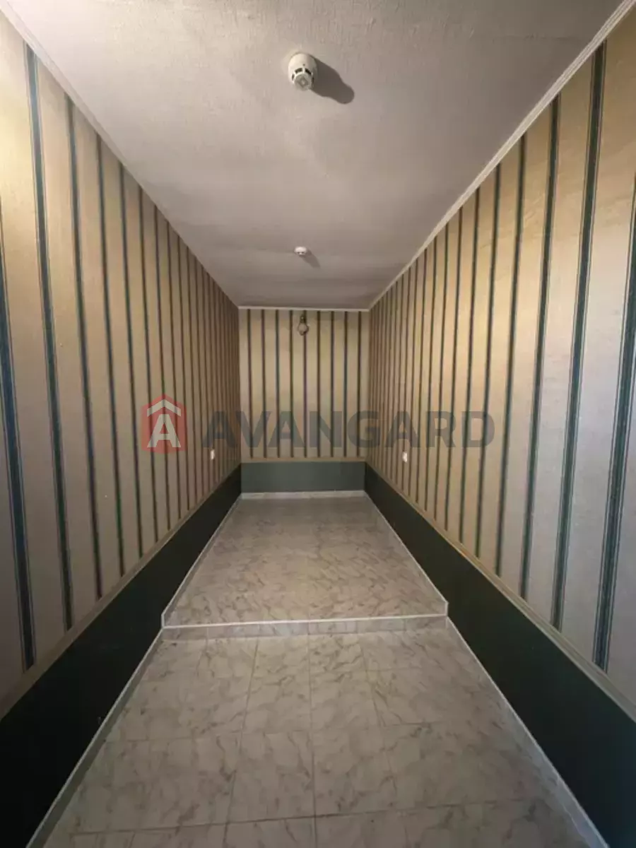 �������� �������, 400 ��.�. ���� 14