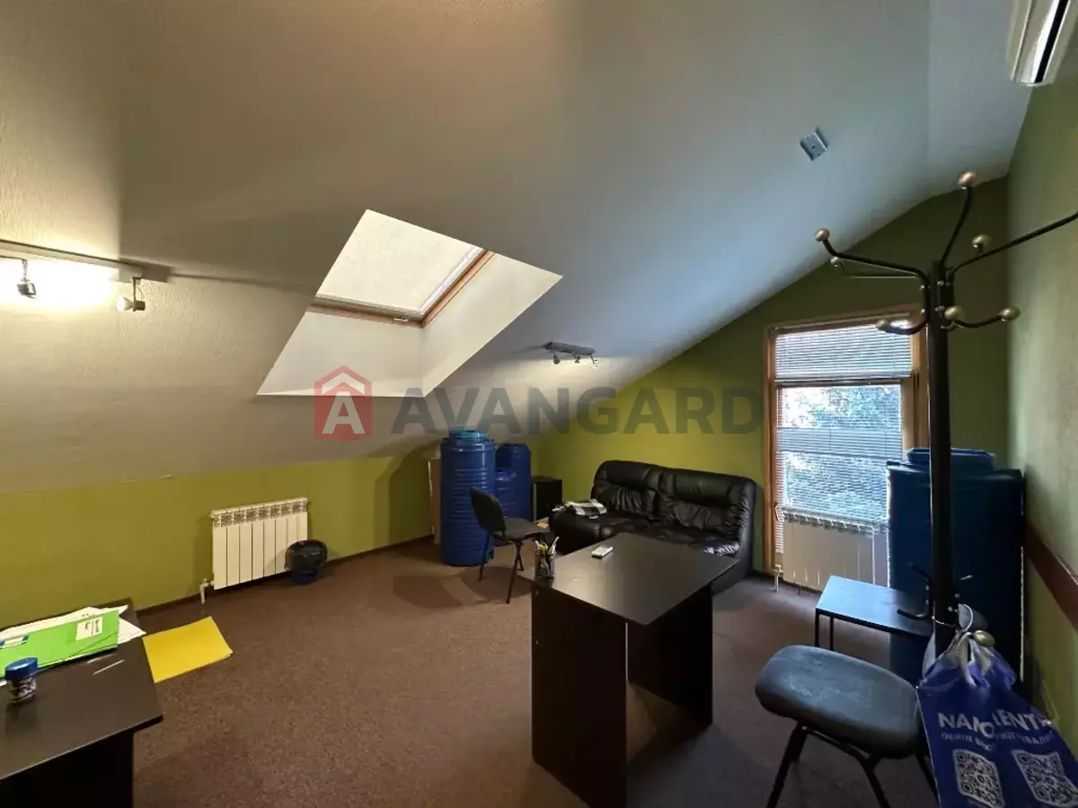 �������� �������, 210 ��.�. ���� 2