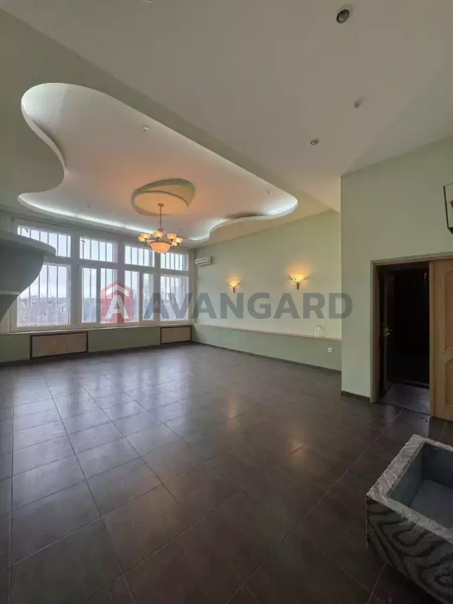 �������� �������, 400 ��.�. ���� 11