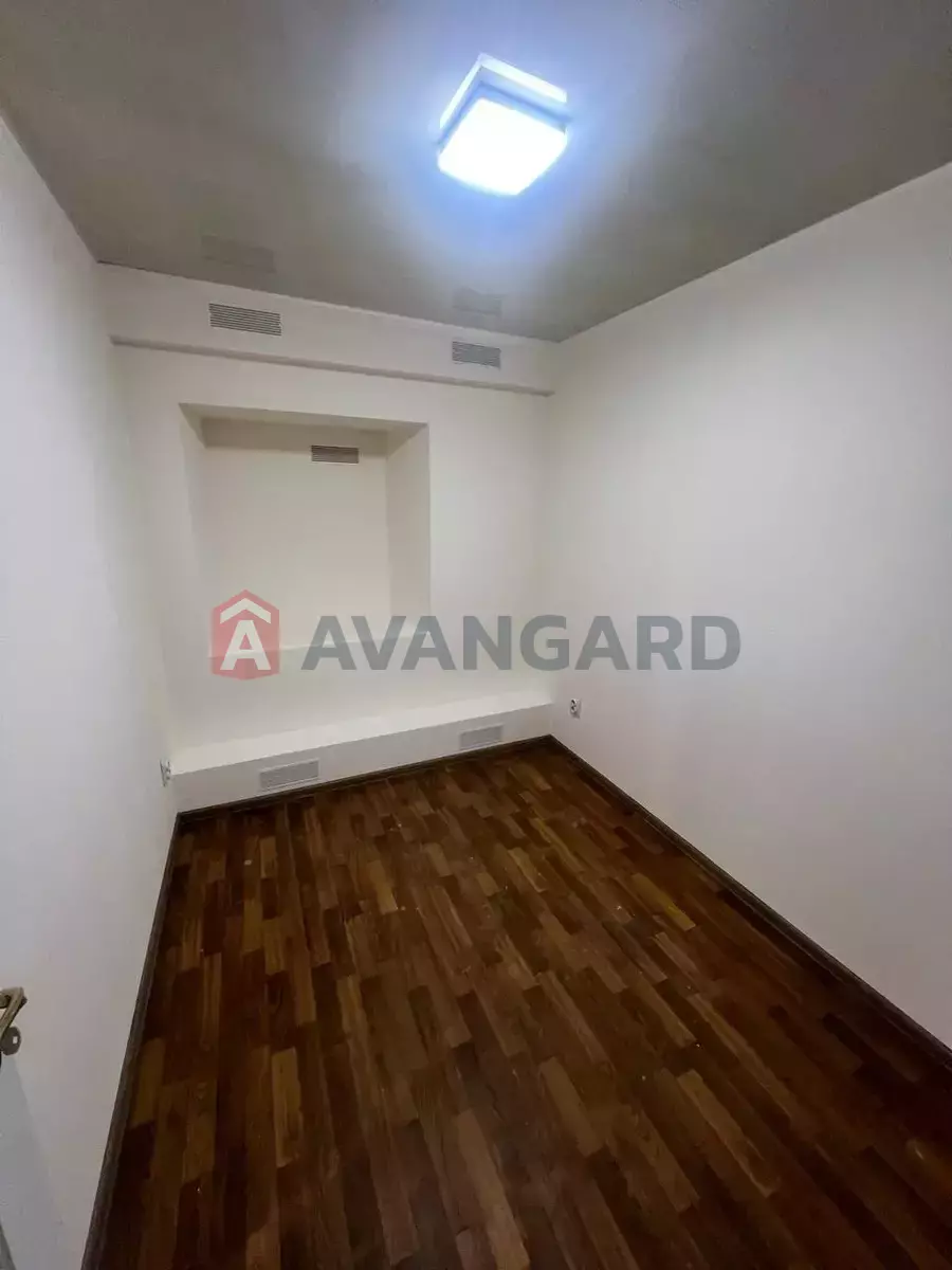 ���������� �����, 100 ��.�. ���� 10