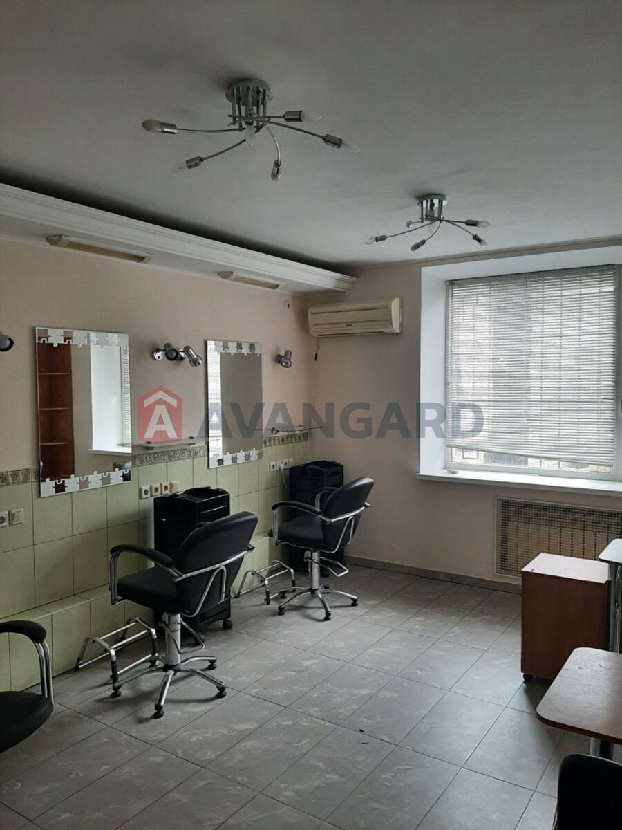 ����� �����, 56 ��.�. ���� 1