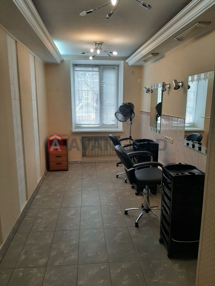 ����� �����, 56 ��.�. ���� 13