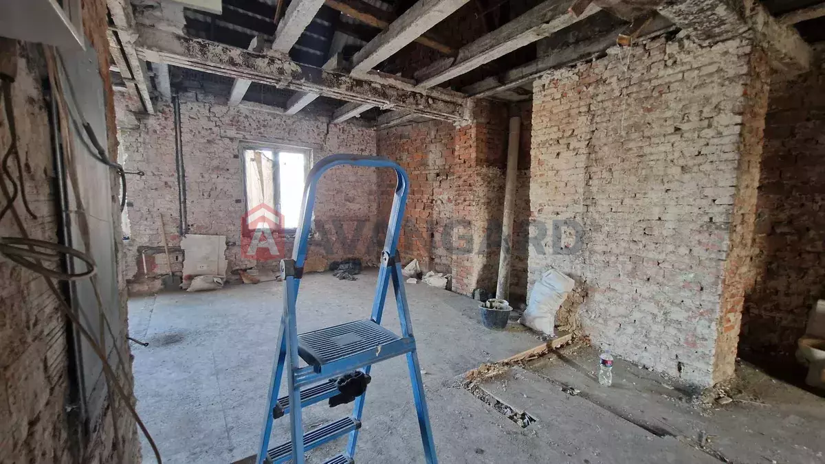 �������� �������, 200 ��.�. ���� 7