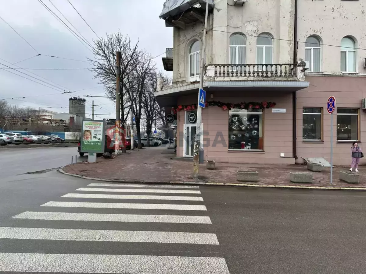 Торговая площадь, 296 кв.м. фото 1 Торговая площадь, 296 кв.м. фото 1