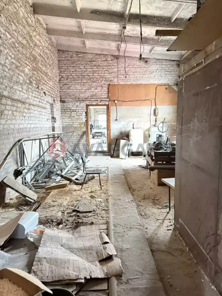 ���������� �����, 350 ��.�. ���� 7