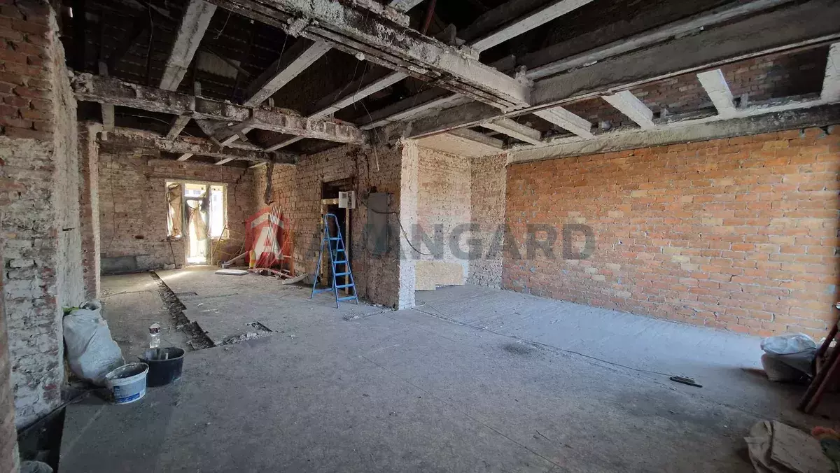 �������� �������, 200 ��.�. ���� 13