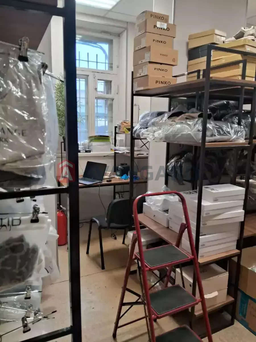 ���������� �����, 105 ��.�. ���� 16