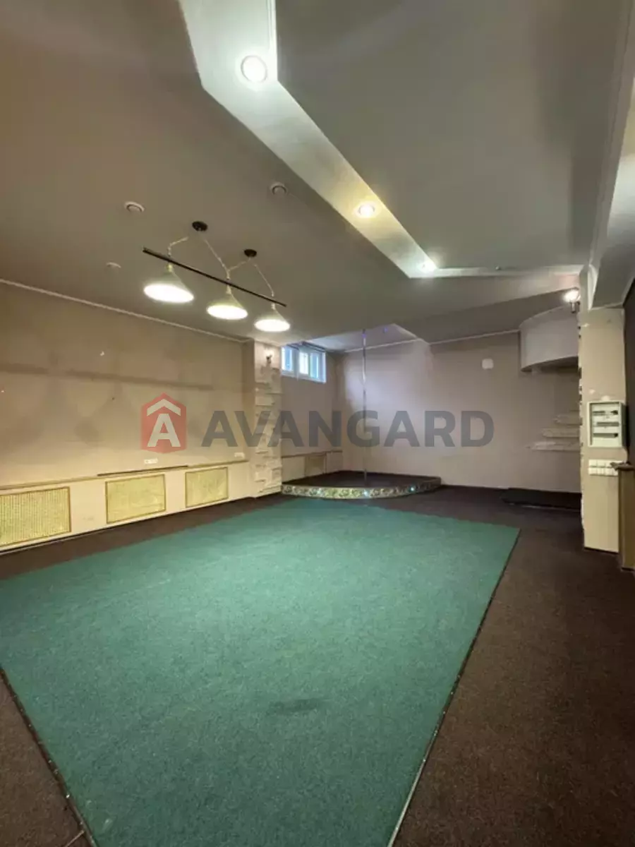 �������� �������, 400 ��.�. ���� 17