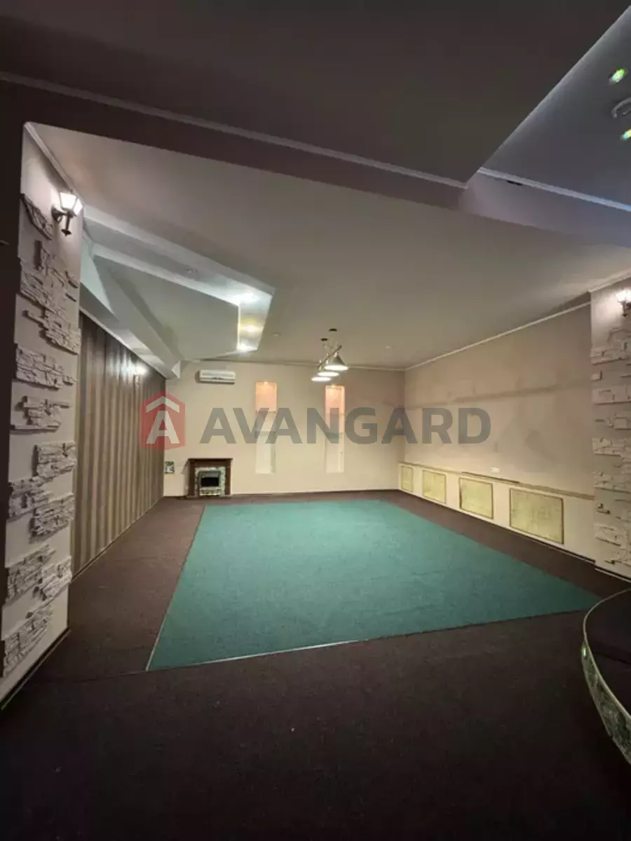 �������� �������, 400 ��.�. ���� 16