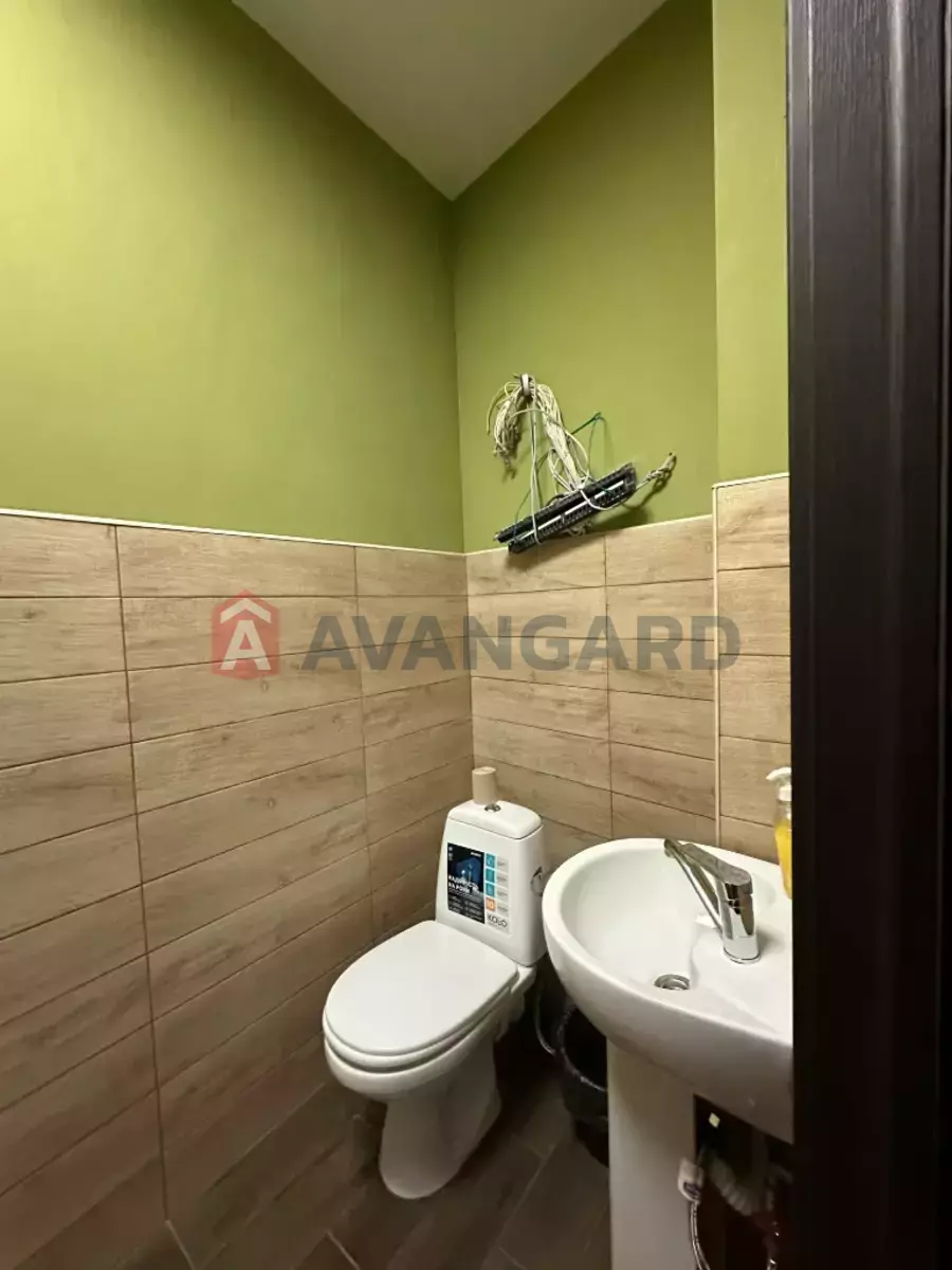 �������� �������, 210 ��.�. ���� 8