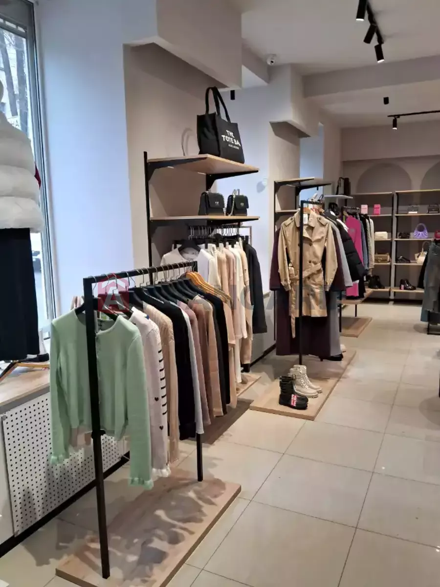 ���������� �����, 105 ��.�. ���� 7