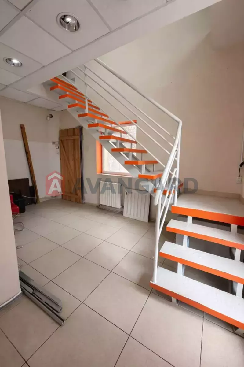 ���������� �����, 140 ��.�. ���� 7