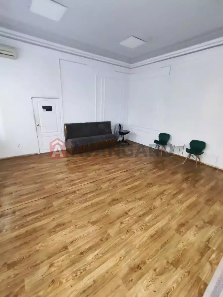 ����� �����, 28 ��.�. ���� 4