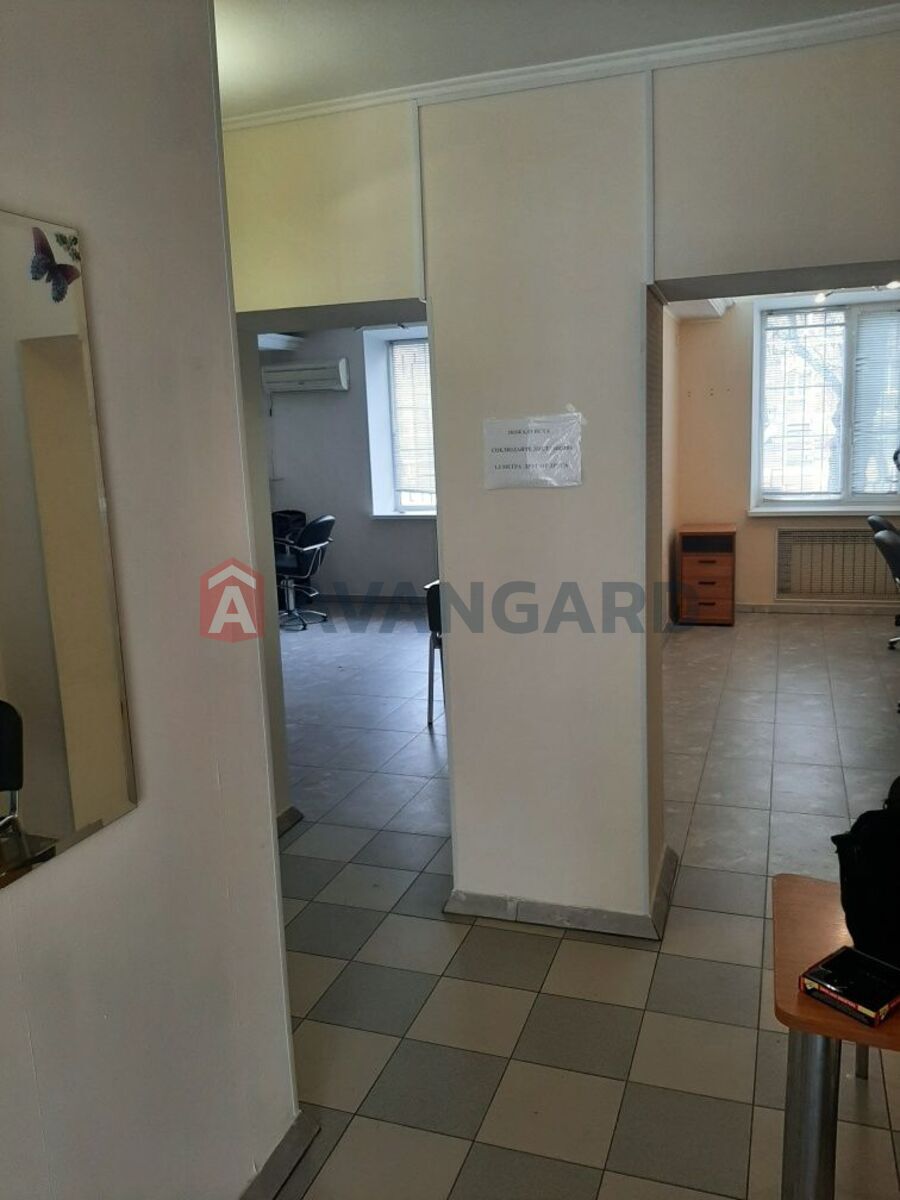 ����� �����, 56 ��.�. ���� 4