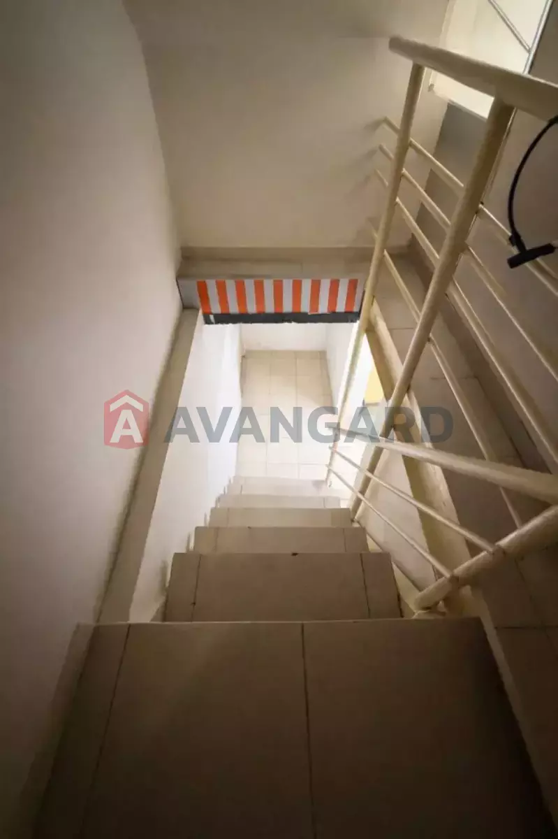 ���������� �����, 140 ��.�. ���� 8