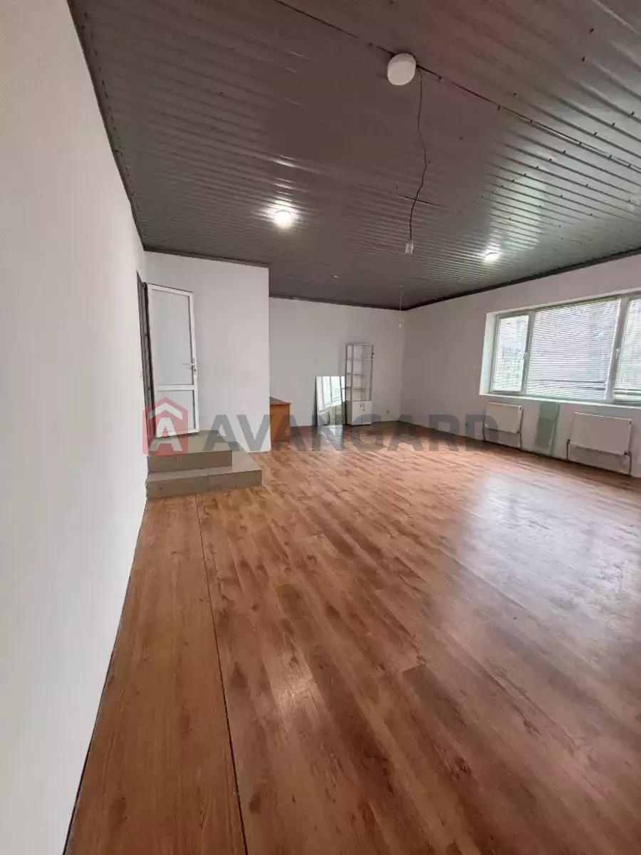 ���������� �����, 100 ��.�. ���� 13