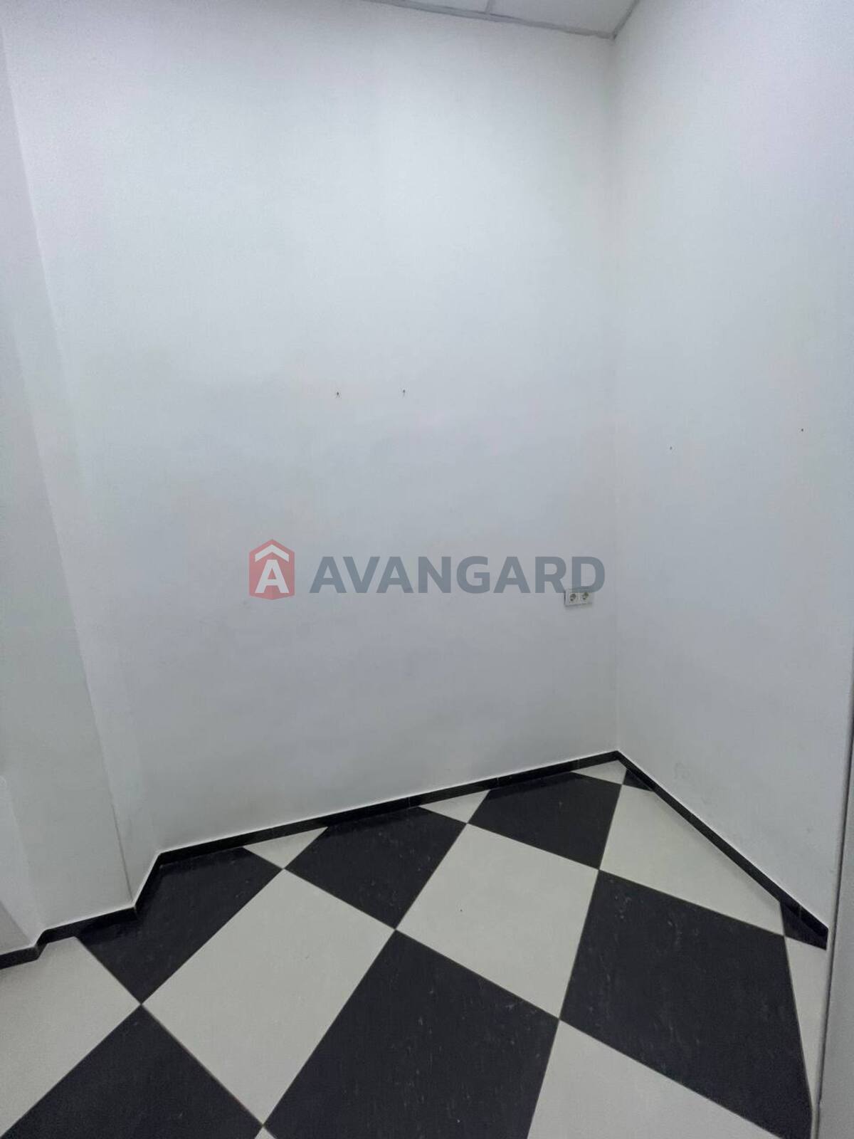 �������� �������, ����� �����, 190 ��.�. ���� 17