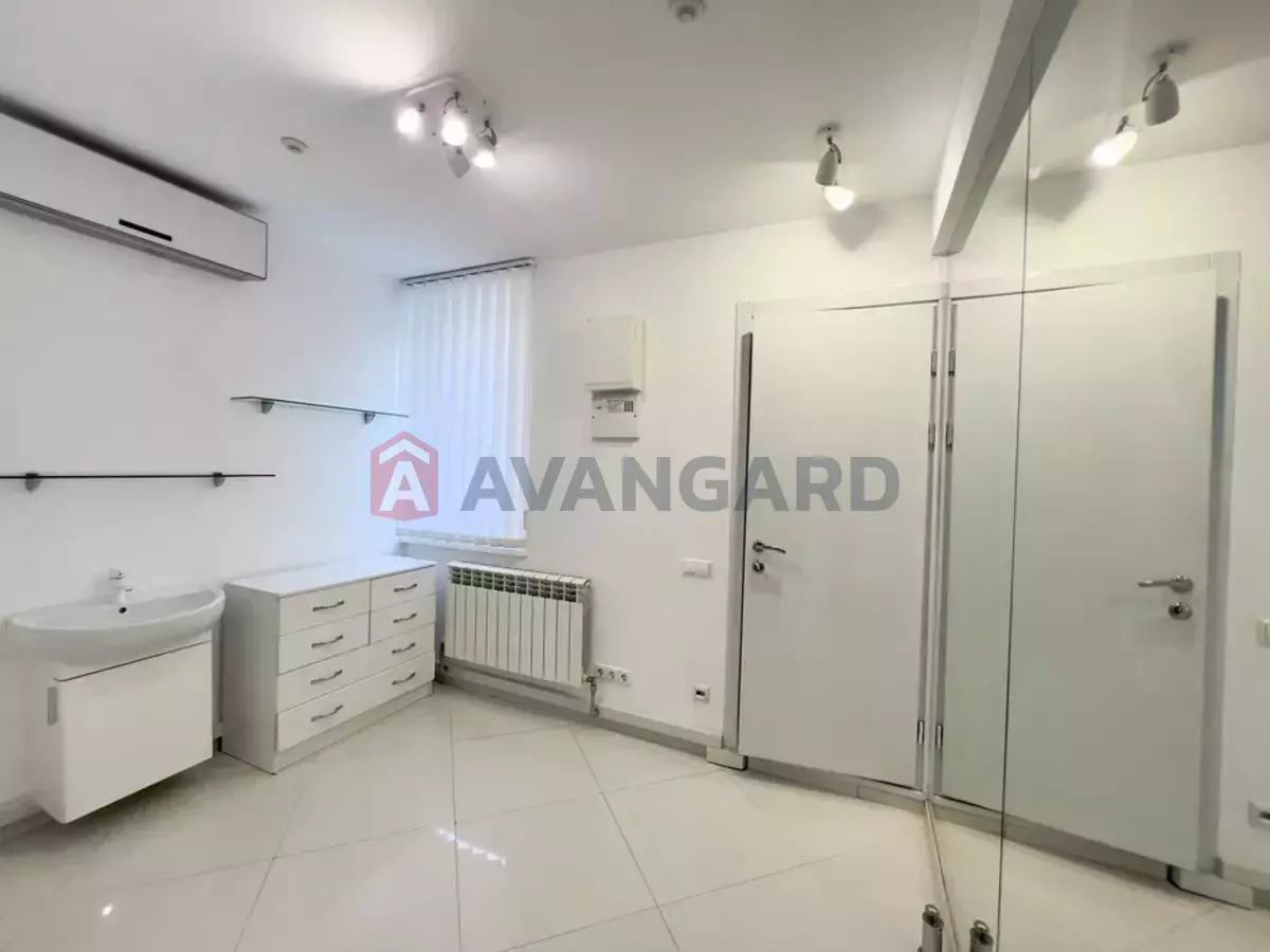 ����� �����, 34 ��.�. ���� 6