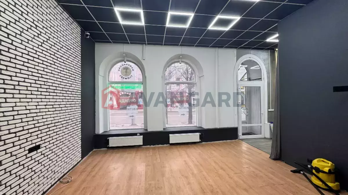 ���������� �����, 32 ��.�. ���� 7