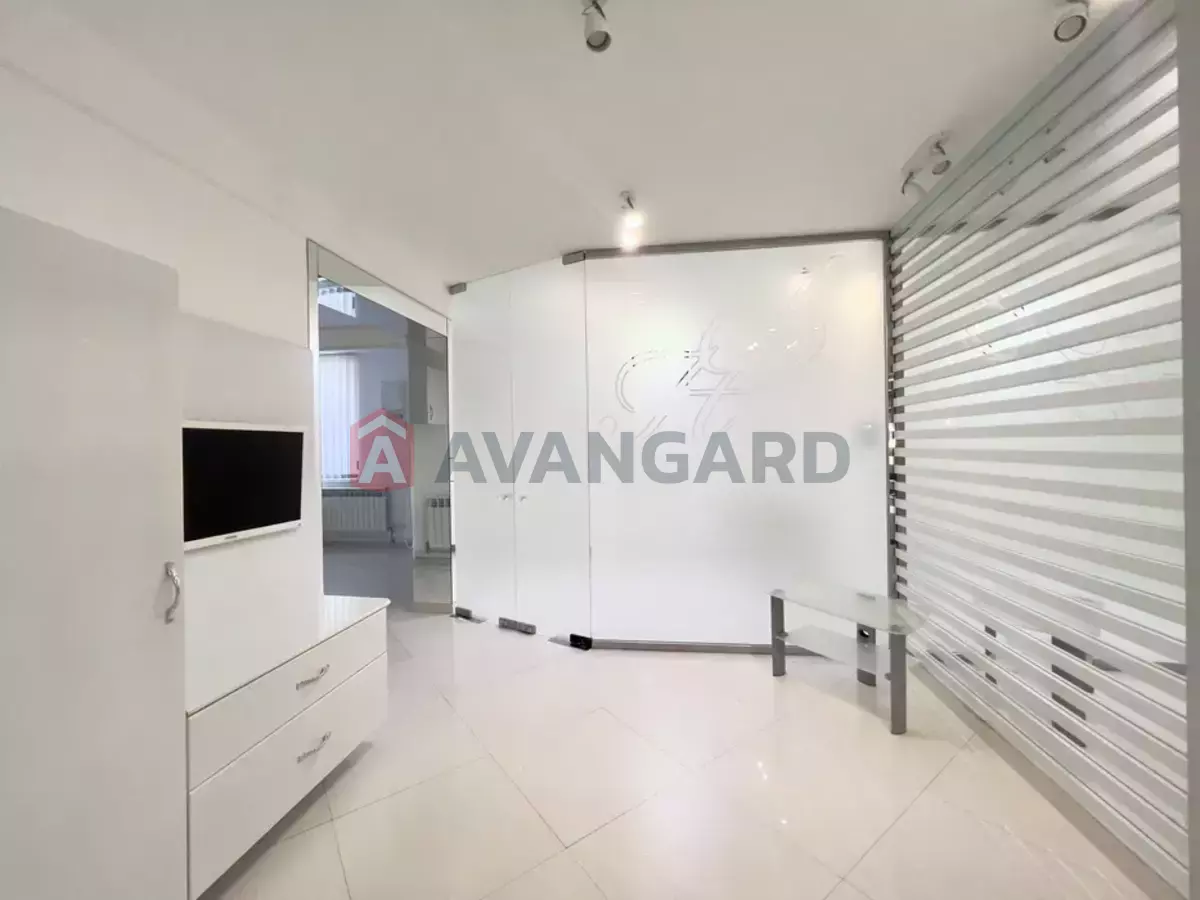 ����� �����, 34 ��.�. ���� 10