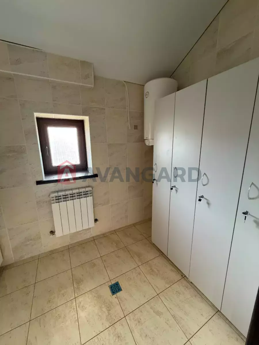 ����, ���, ��������, 35 ��.�. ���� 11