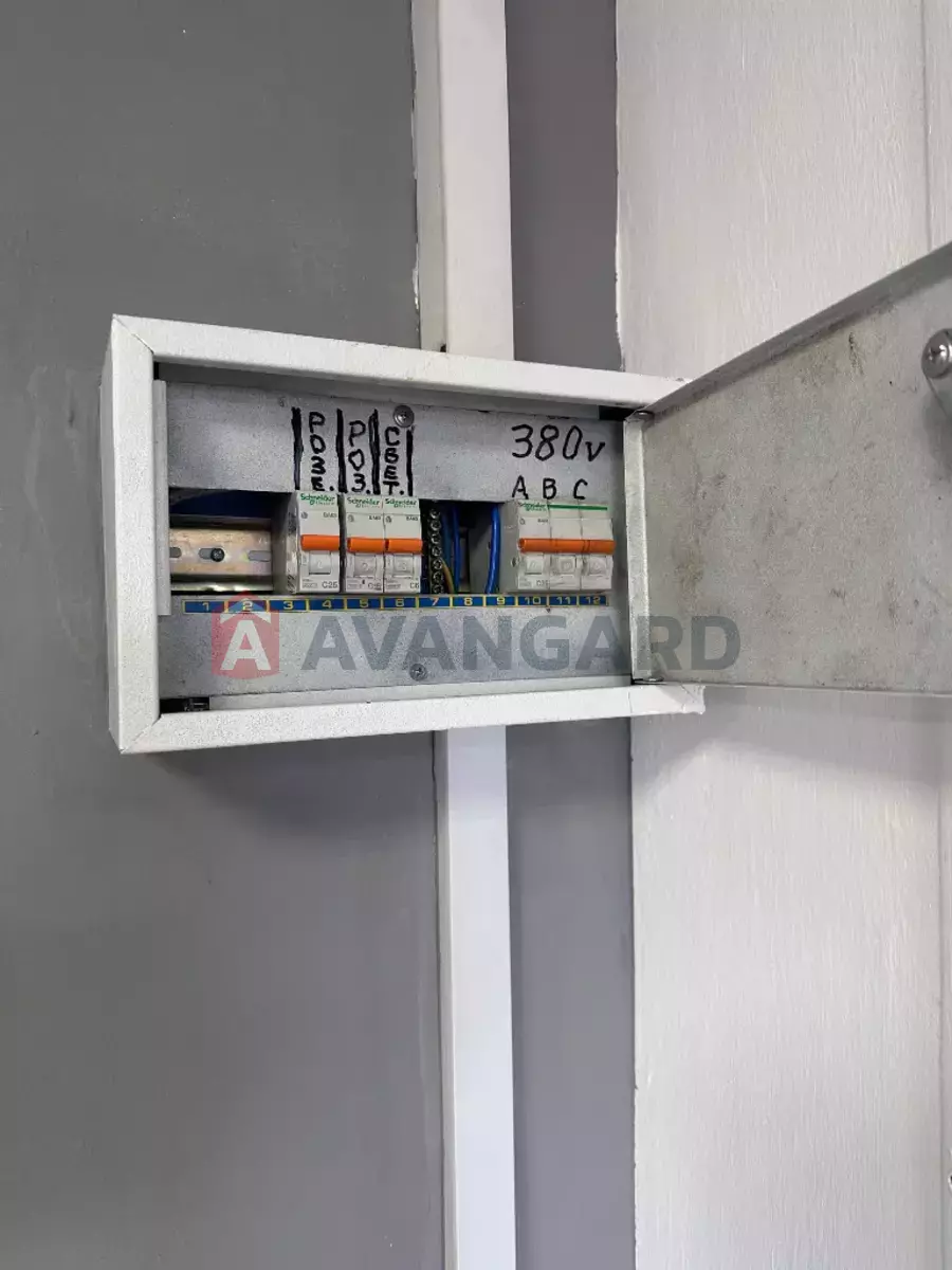 ���������� �����, 73 ��.�. ���� 4