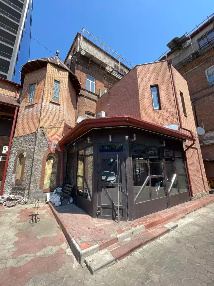 ���������� �����, 700 ��.�. ���� 1