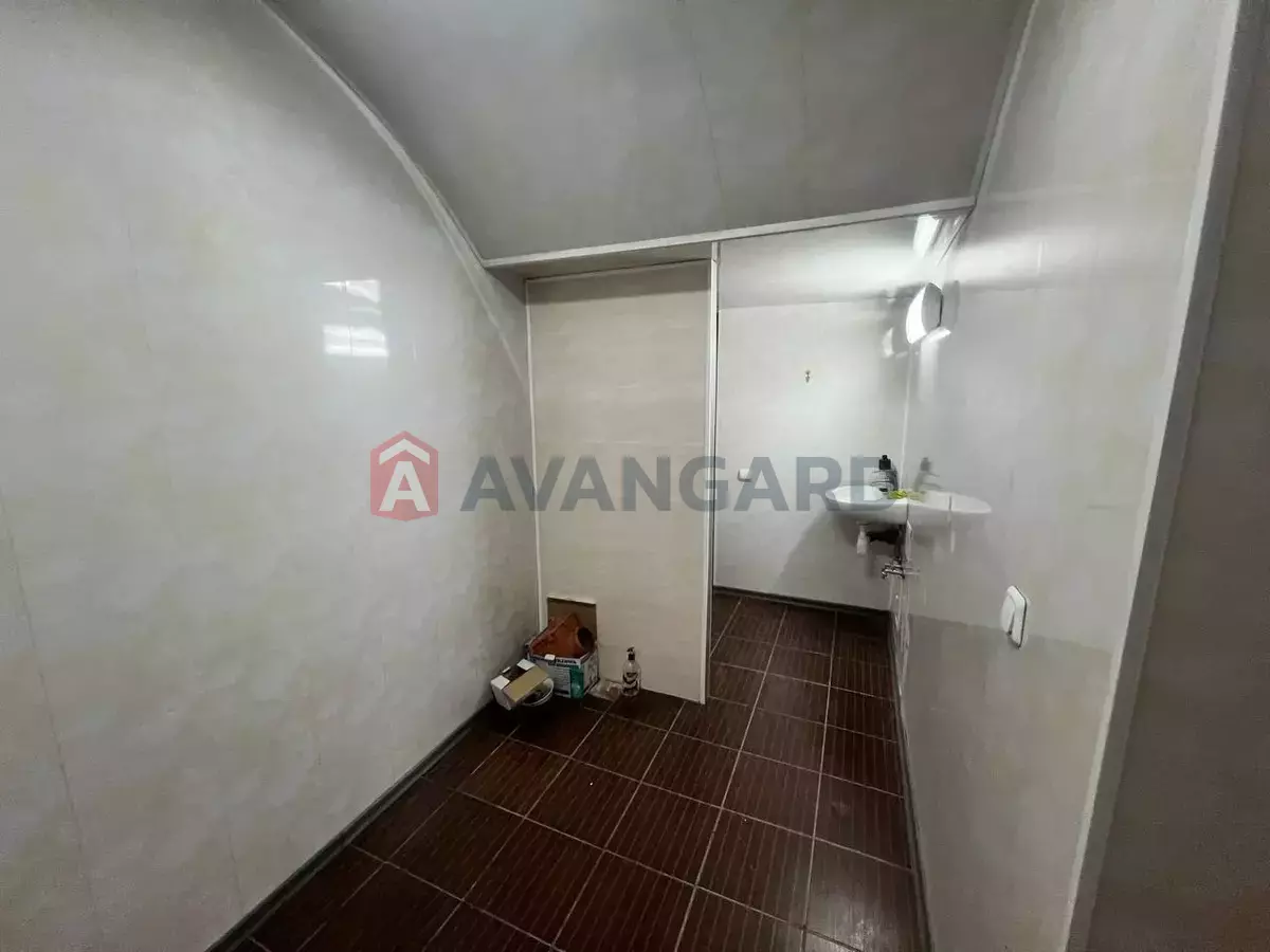 ���������� �����, 100 ��.�. ���� 4