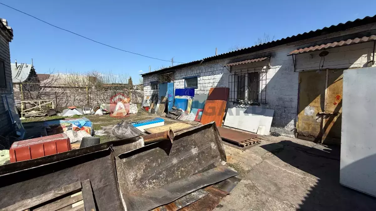 ���������� �����, 300 ��.�. ���� 8