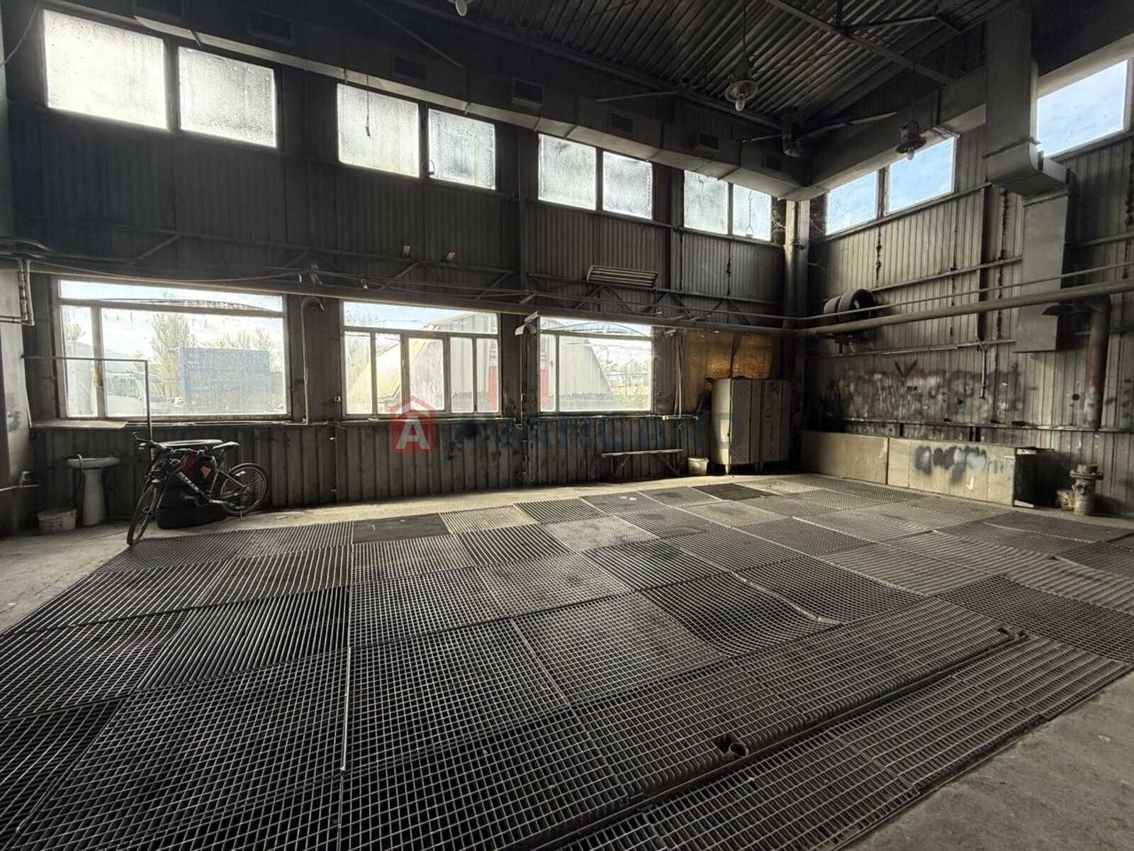 ����� ������, 225 ��.�. ���� 9