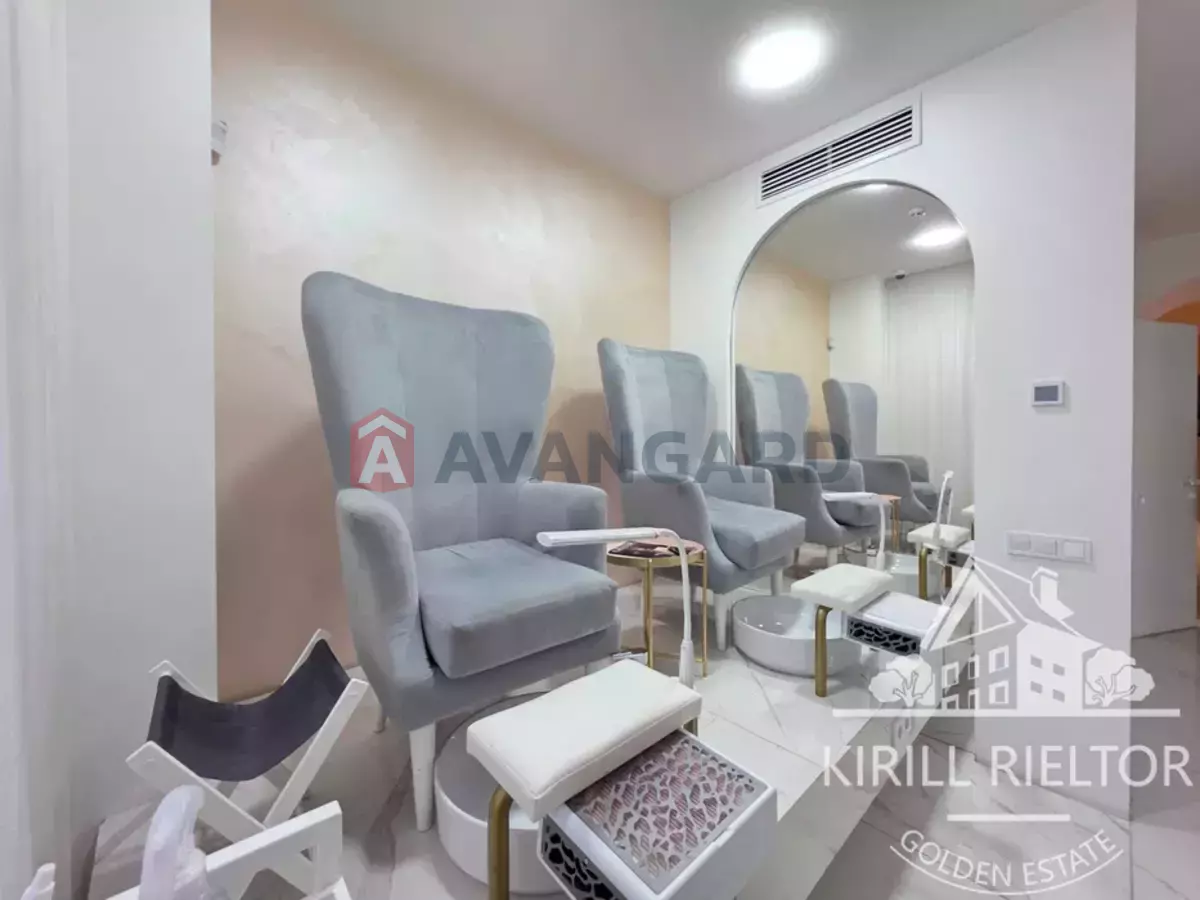 ����� �����, 100 ��.�. ���� 8