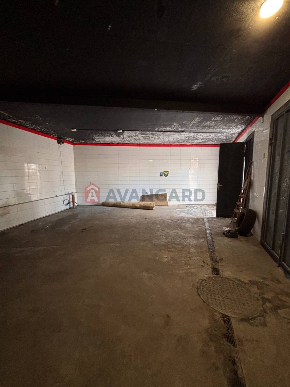 ����� ������, 75 ��.�. ���� 10