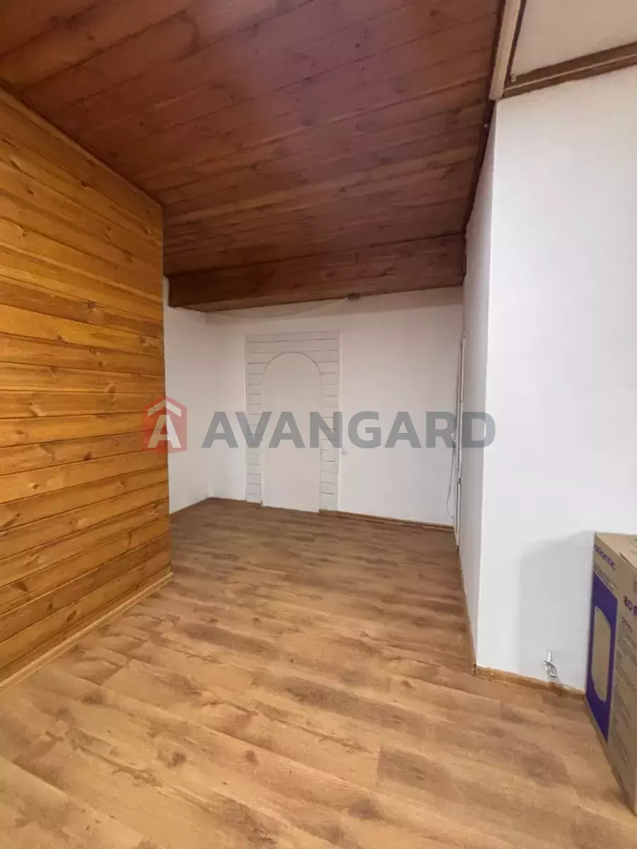 ���������� �����, 100 ��.�. ���� 4