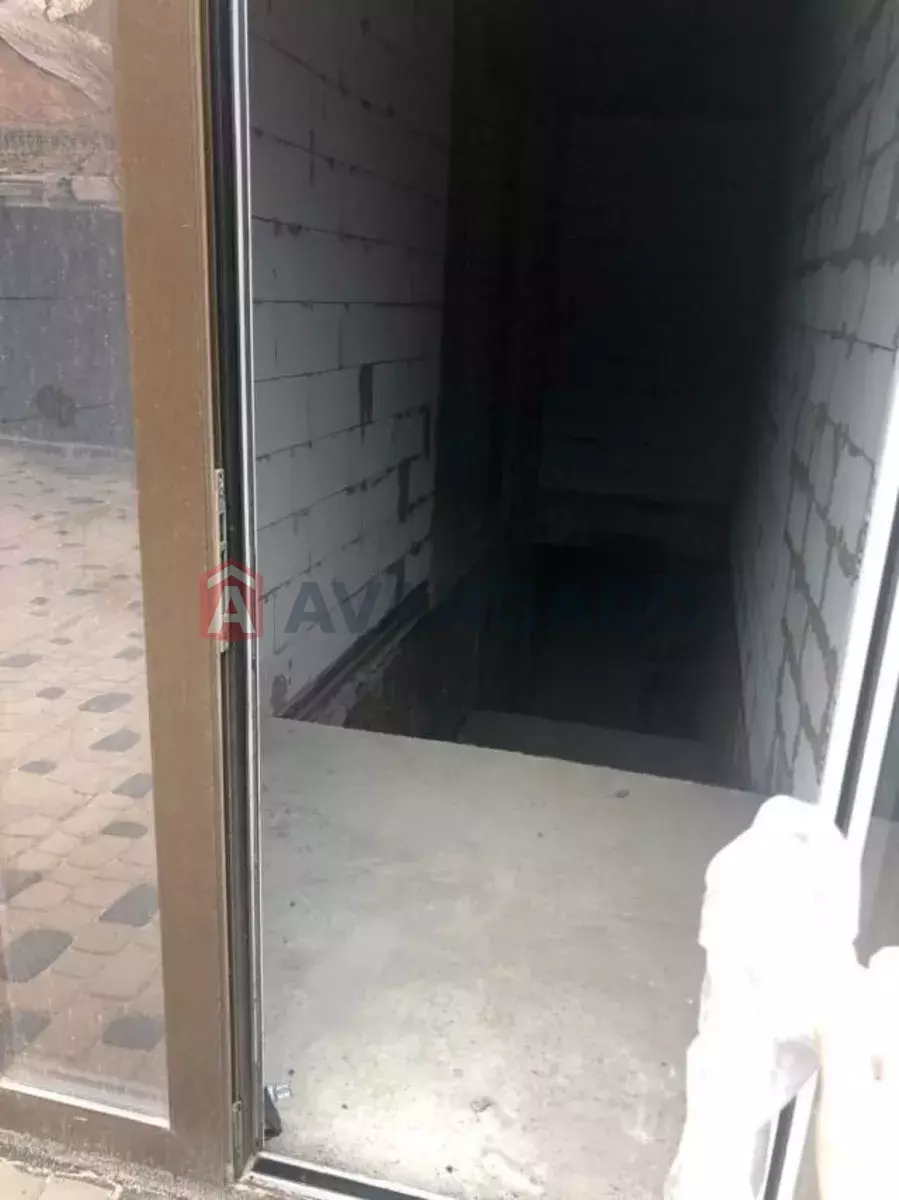 �������� �������, 230 ��.�. ���� 3