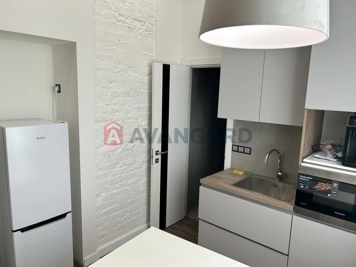 Сфера услуг, 73 кв.м. фото 12 Сфера услуг, 73 кв.м. фото 12