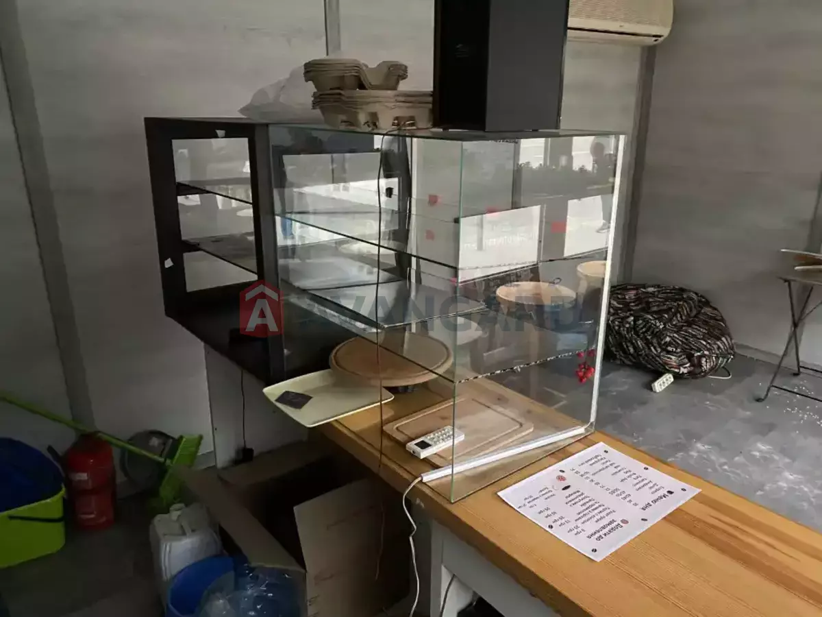 �������� �������, 30 ��.�. ���� 4