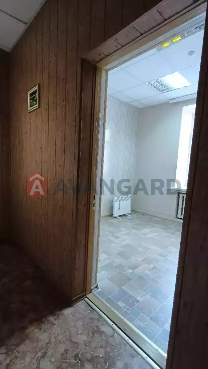 ����� �����, 10 ��.�. ���� 4