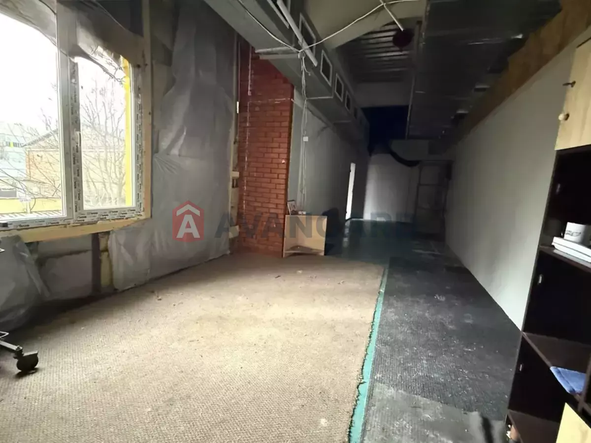 ���������� �����, 350 ��.�. ���� 7